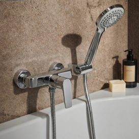 Baterii aplicate pe perete / aparente